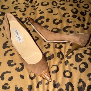 Jimmy Choo Alias Suede Croc
Pointed Toe Heel Pumps